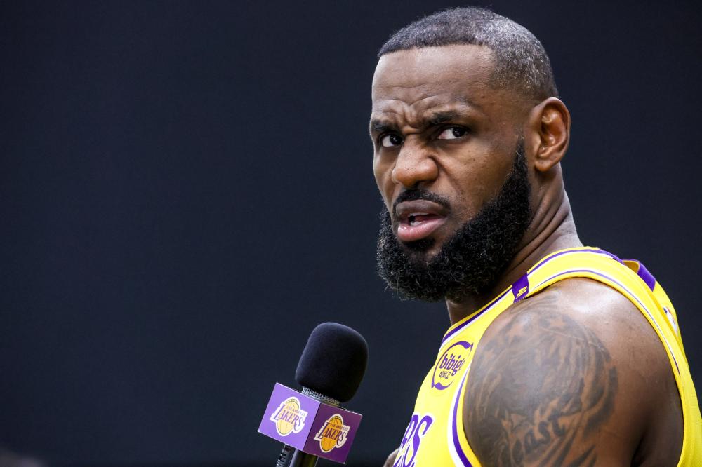 轻且极具才 轻且极具才